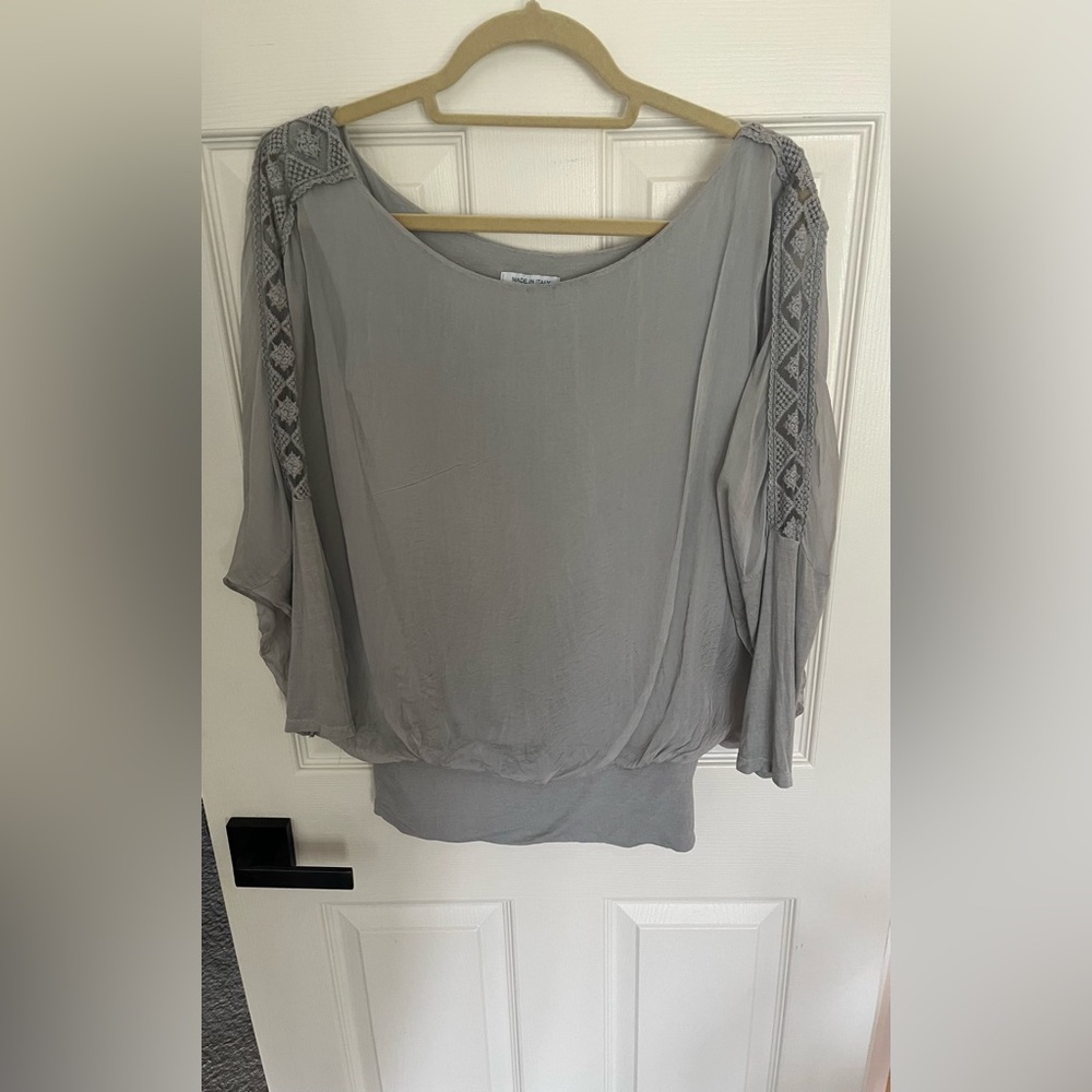 Gray Women’s Blouson Sleeve Top with Embroidered Sleeves